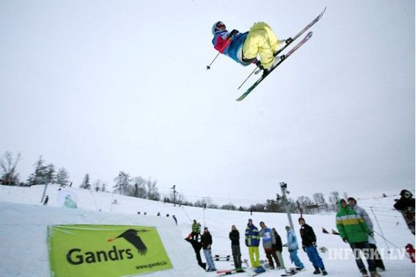 arturs-cukunde-triumfe-latvijas-kausa-pirmaja-posma-slopestyle-disciplina