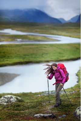 praktiska-klasika-tas-ir-fjallraven-pargajienu-preces-6