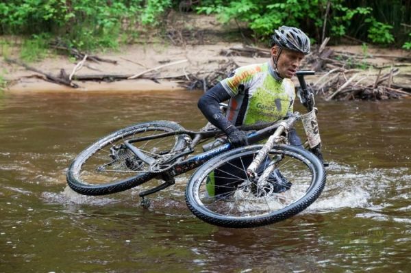 gandrs-merida-komanda-nosledz-velo-notikumiem-bagato-nedelas-nogali-ar-godalgotam-vietam-2