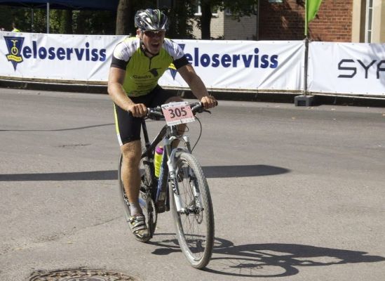 ieklustot-labako-desmitnieka-gandrs-merida-velo-komanda-aizvada-seb-mtb-maratona-4posmu-cesis-2