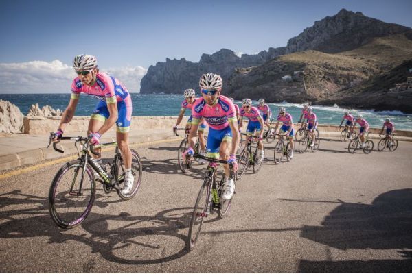velo-treninnometne-pavasara-saules-pielietajos-horvatijas-kalnu-celos-2
