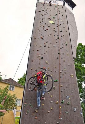 latviesu-ekspedicija-velokazbek-ar-merki-uzstadit-jaunu-ginesa-rekordu-4