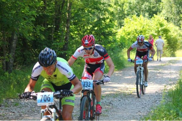 gandrs-merida-komanda-aizvada-seb-mtb-maratona-4-posmu-sigulda