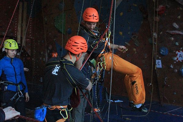 gandra-kapsanas-sportisti-sadarbiba-ar-petzl-izcina-otro-vietu-verienigakajas-alpinisma-sacensibas-baltija-romanova-kauss