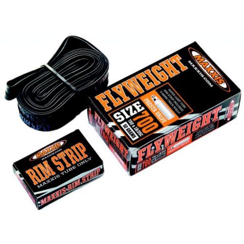 Kamera Maxxis FlyWeight 700