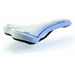 Saddle Bora