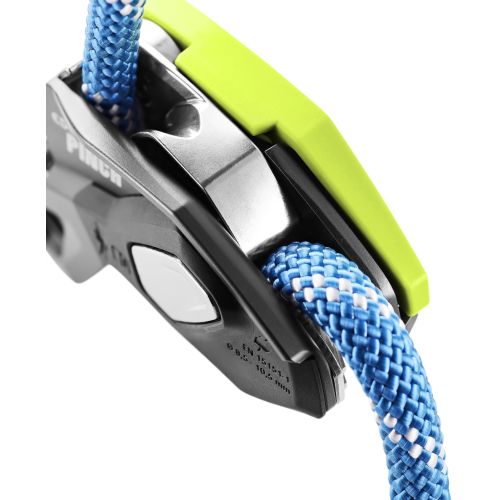 Descender Pinch