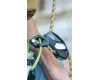Descender Pinch