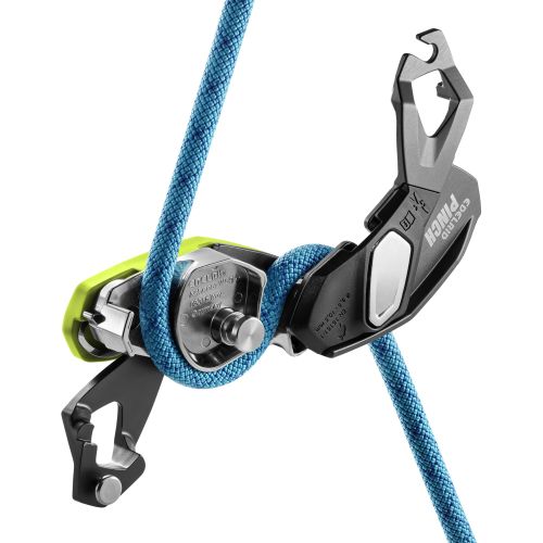 Descender Pinch